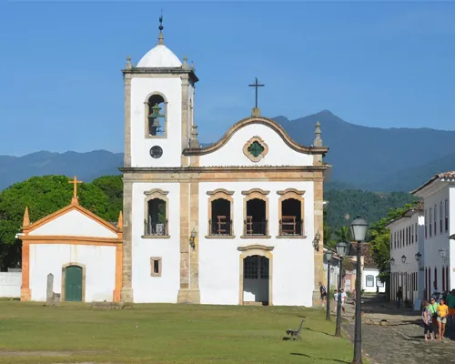 Igreja no centro histórico de Paraty