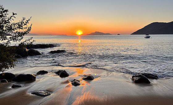 Praia do Perequê, em Angra dos Reis