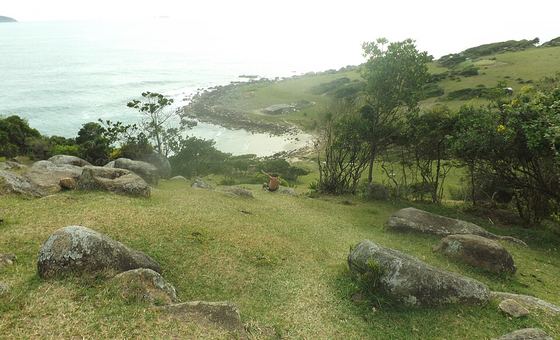 Trilha Praia do Maço